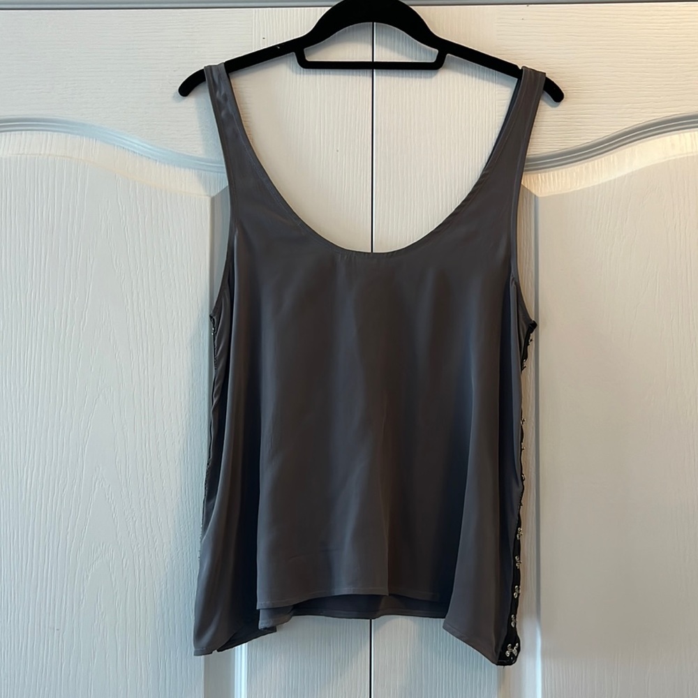 EUC Erin kleinberg 100% silk blouse
